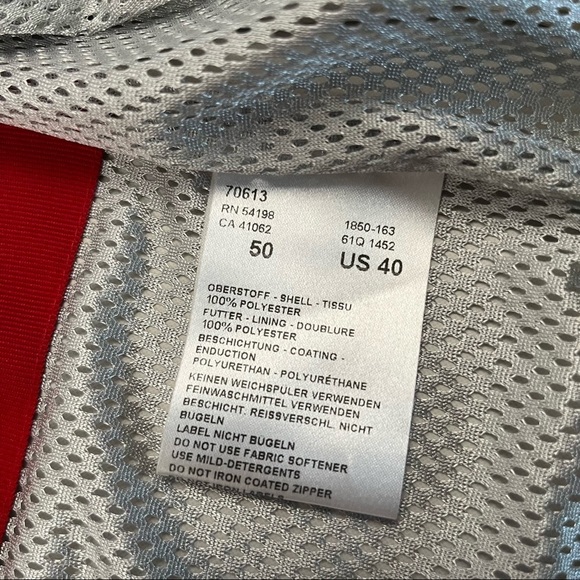 BOGNER Insulated Après Ski Vest - Picture 9 of 11